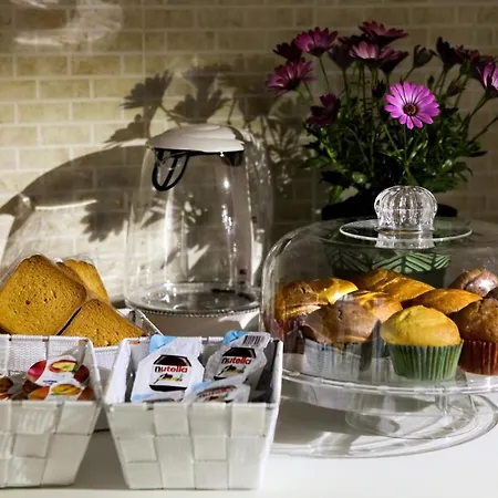 A Casa Di Fra' ベッド・アンド・ブレックファスト パレルモ