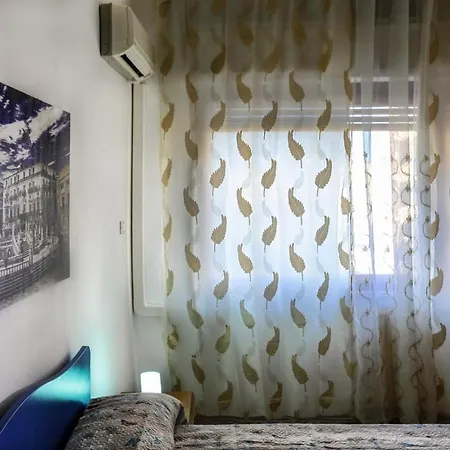 A Casa Di Fra' ベッド・アンド・ブレックファスト パレルモ