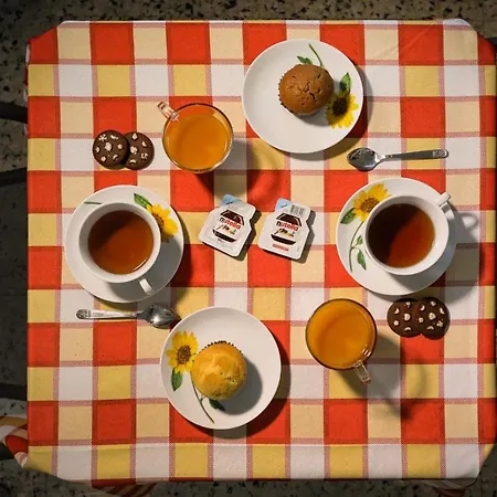 Oda ve Kahvaltı A Casa Di Fra' Palermo